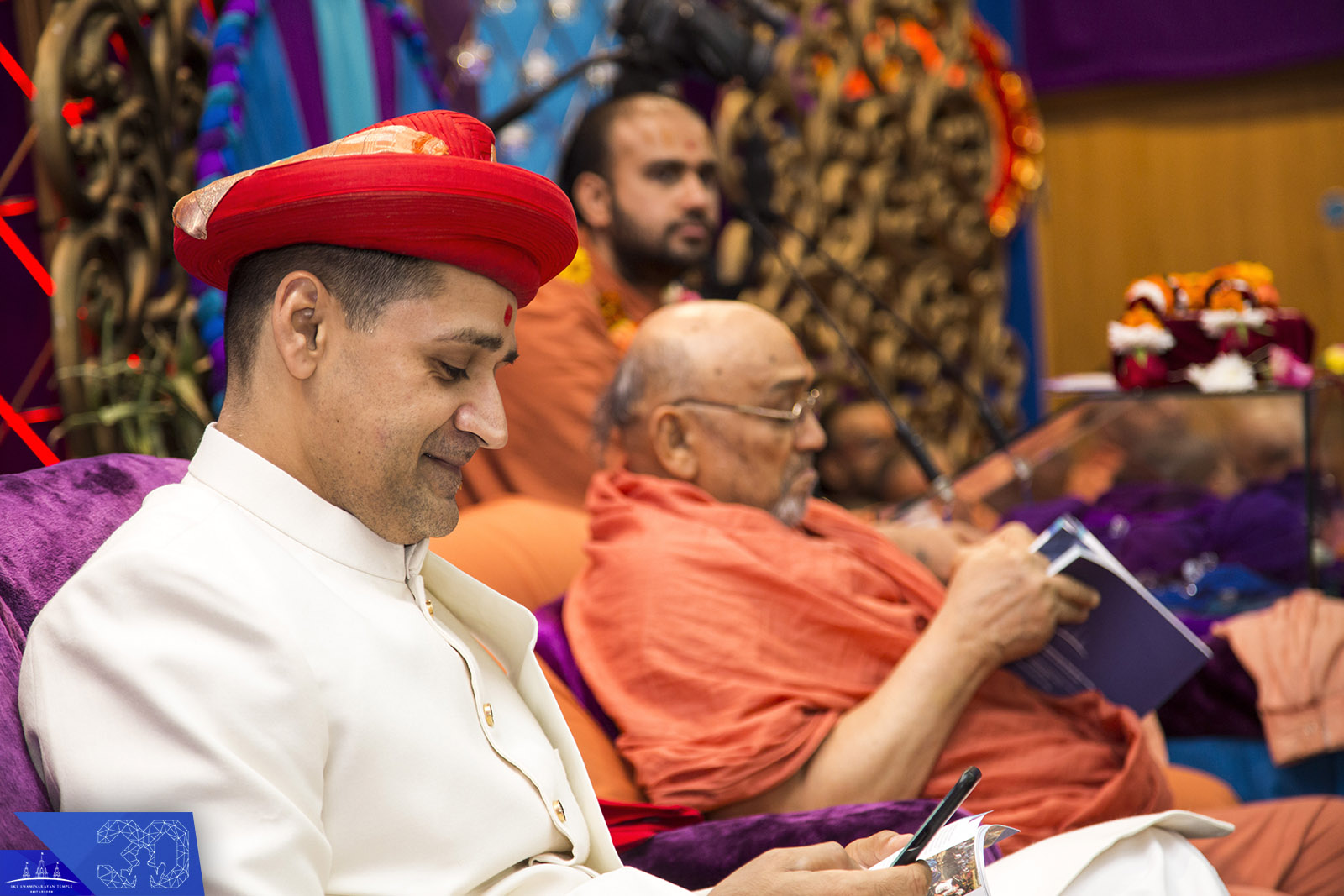 104  - ©1987-2017 SKS Swaminarayan Temple East London